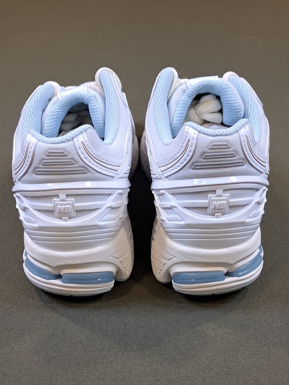 New Balance 1906R Sneaker - Color: White/Light Blue - Size: Unixex M-9.5, W-11 D - Picture 5 of 9